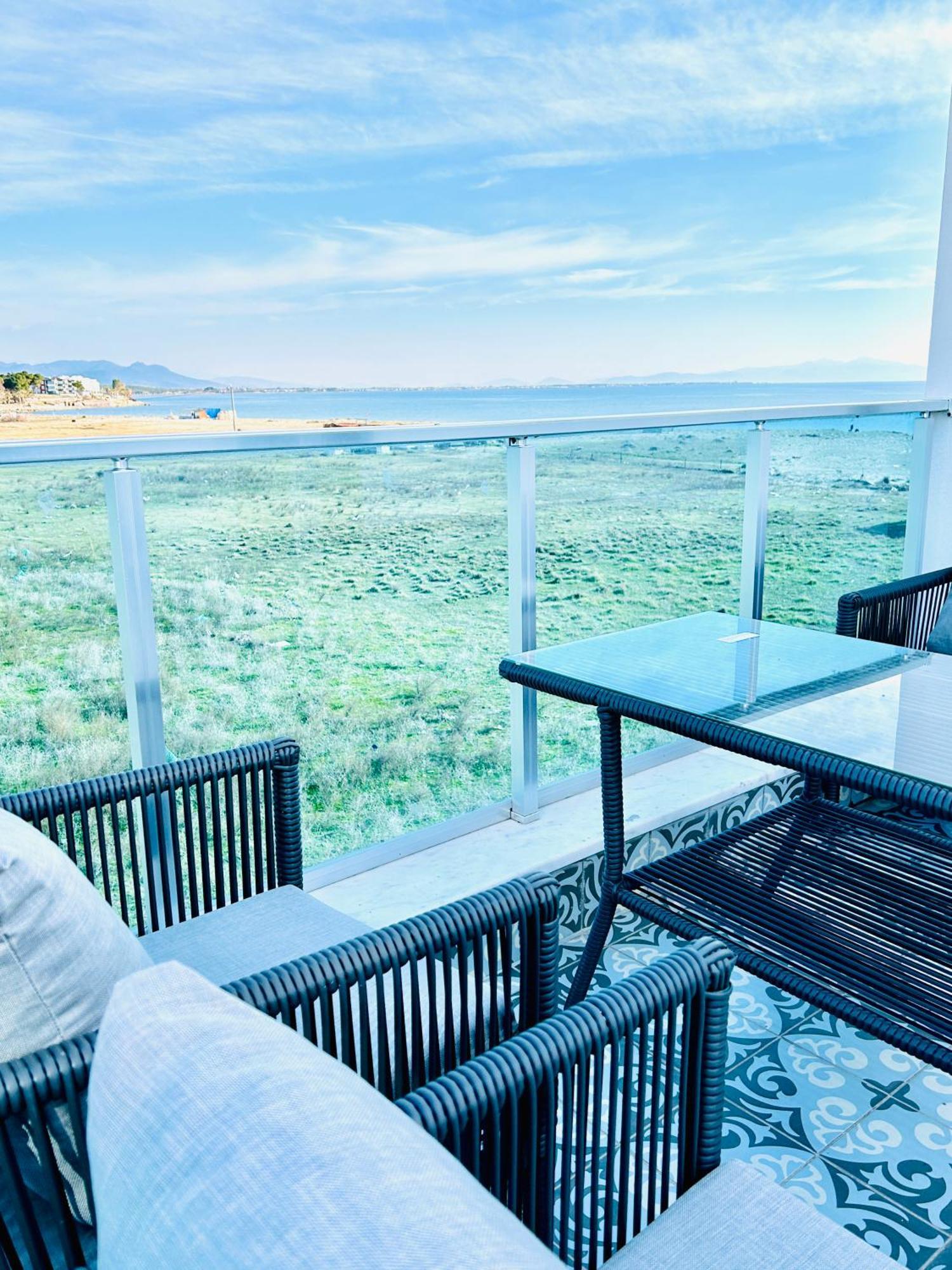 Soho Ayvalik Beach House Hotel Kucukkoy  Exterior photo